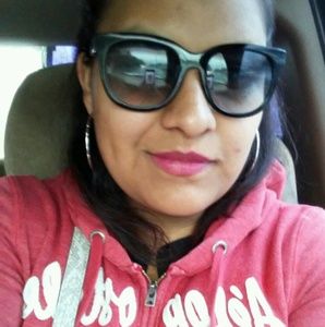 Meet your Posher, Alejandra